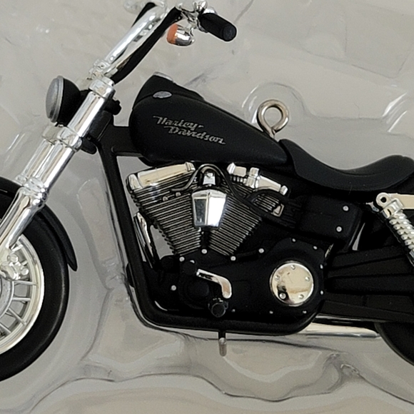 Hallmark Keepsake 2006 FXDBI Dyna Street Bob Harley Davidson Motorcycle Ornament - Picture 9 of 10